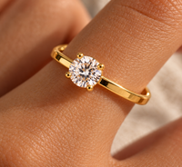 Éclat Crystal Ring