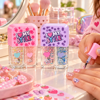 I Love My Style glitter nagellak duo lifestyle in gebruik